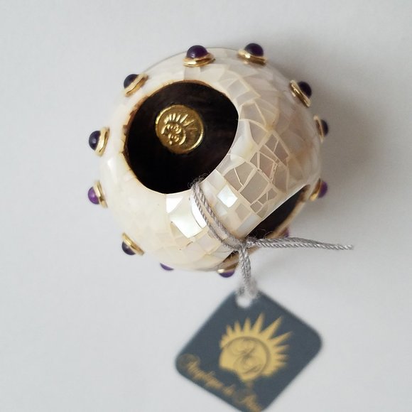 Angelique De Paris 18k Gold Plated Ring with Zircon & Mother of Pearl Size 5 - Picture 5 of 12